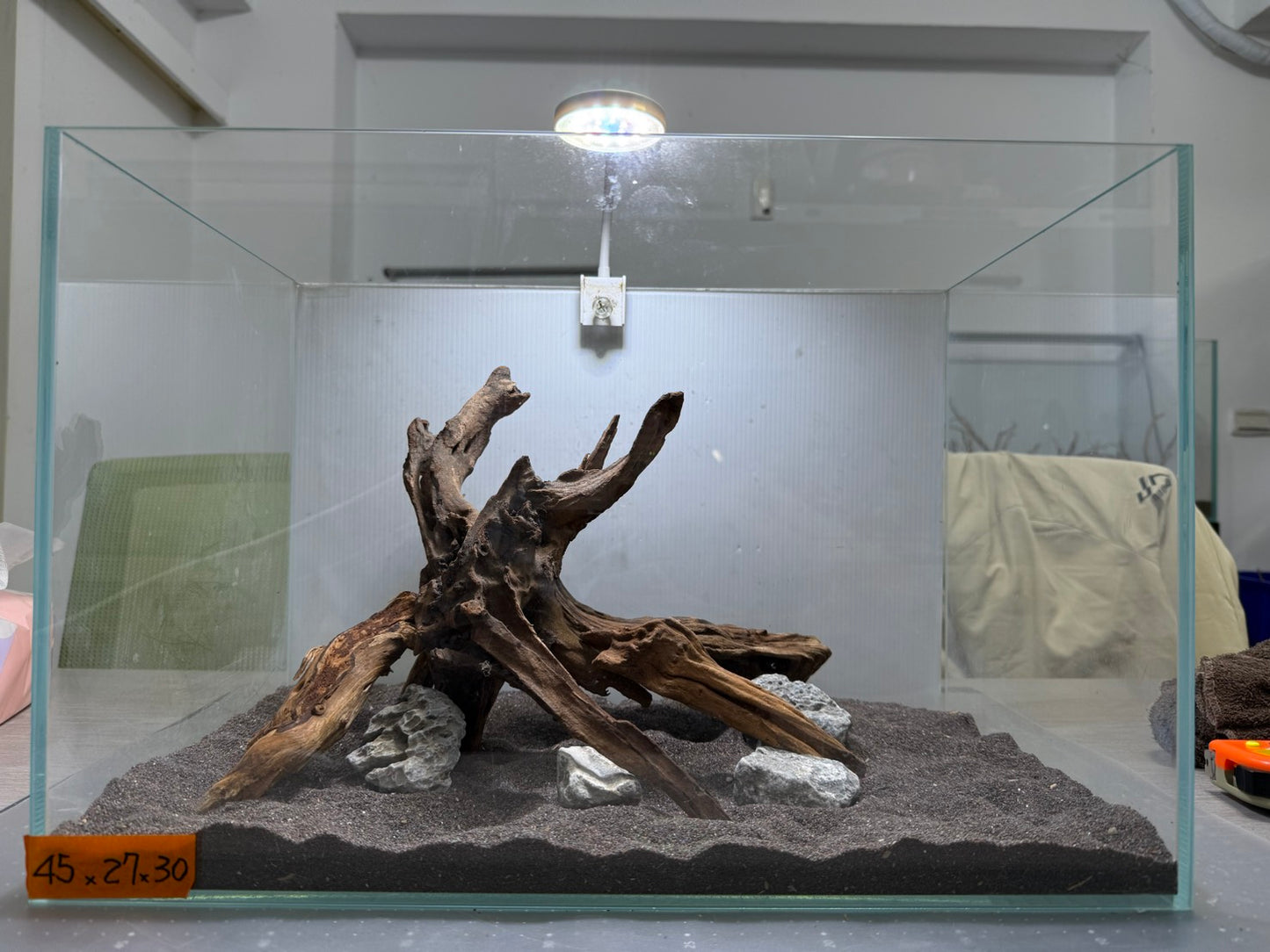 1.5尺標準缸(45*27*30) 沉木造景