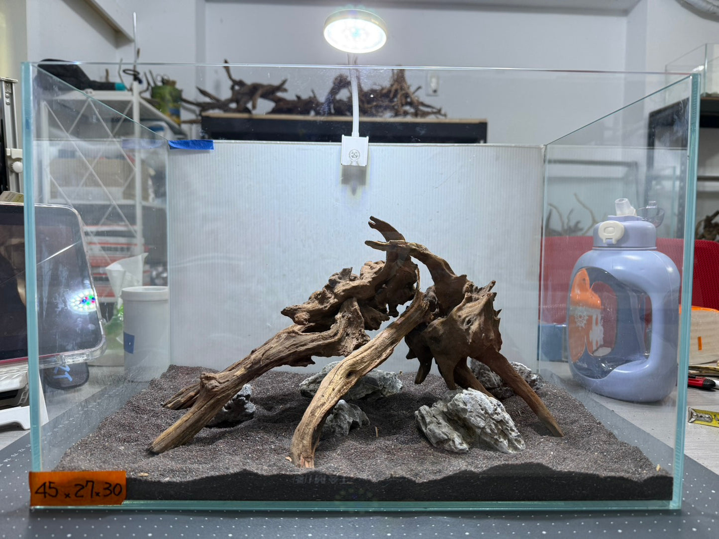 1.5尺標準缸(45*27*30) 沉木造景