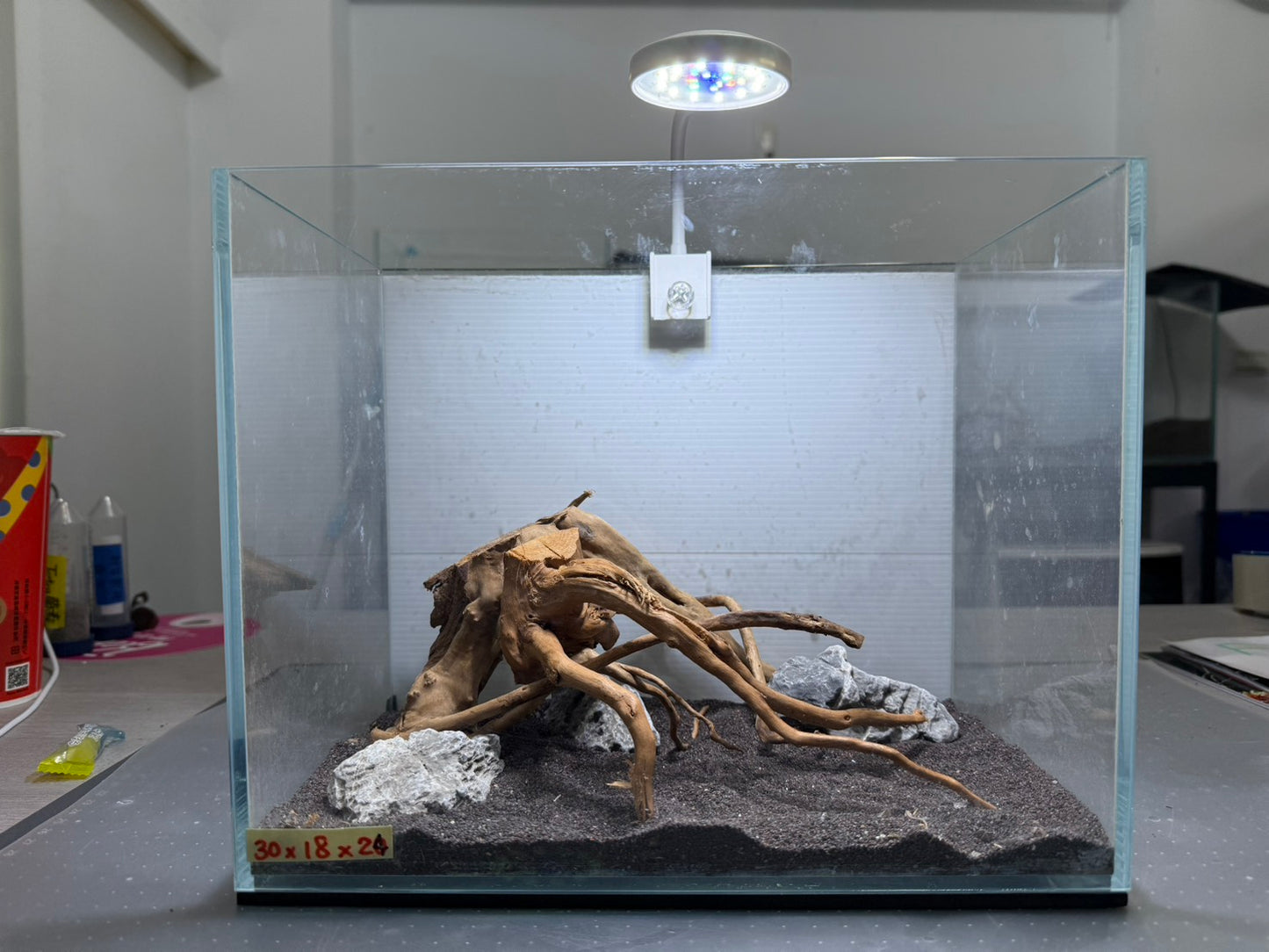 1尺標準缸(30*18*24) 沉木造景