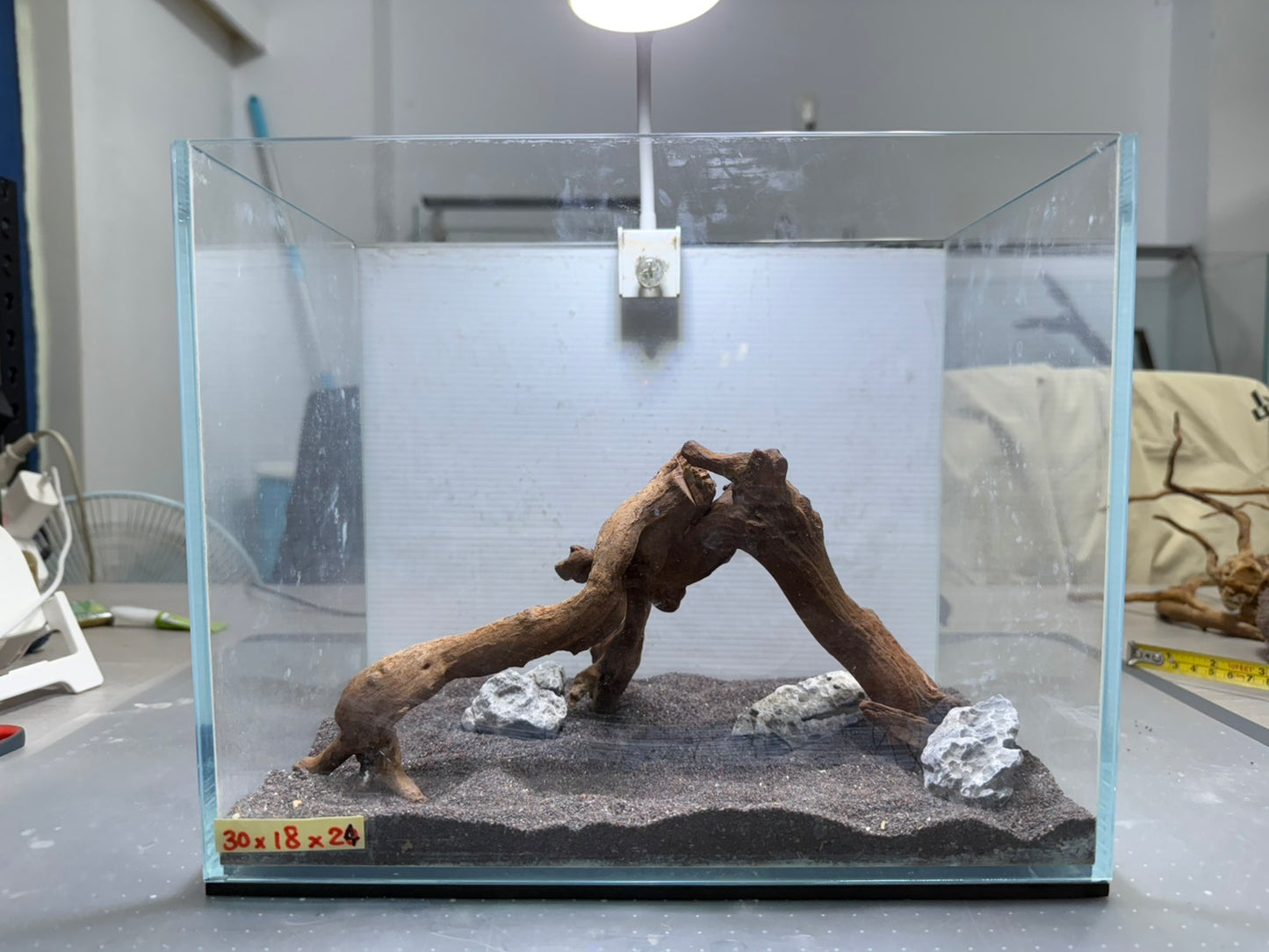 1尺標準缸(30*18*24) 沉木造景