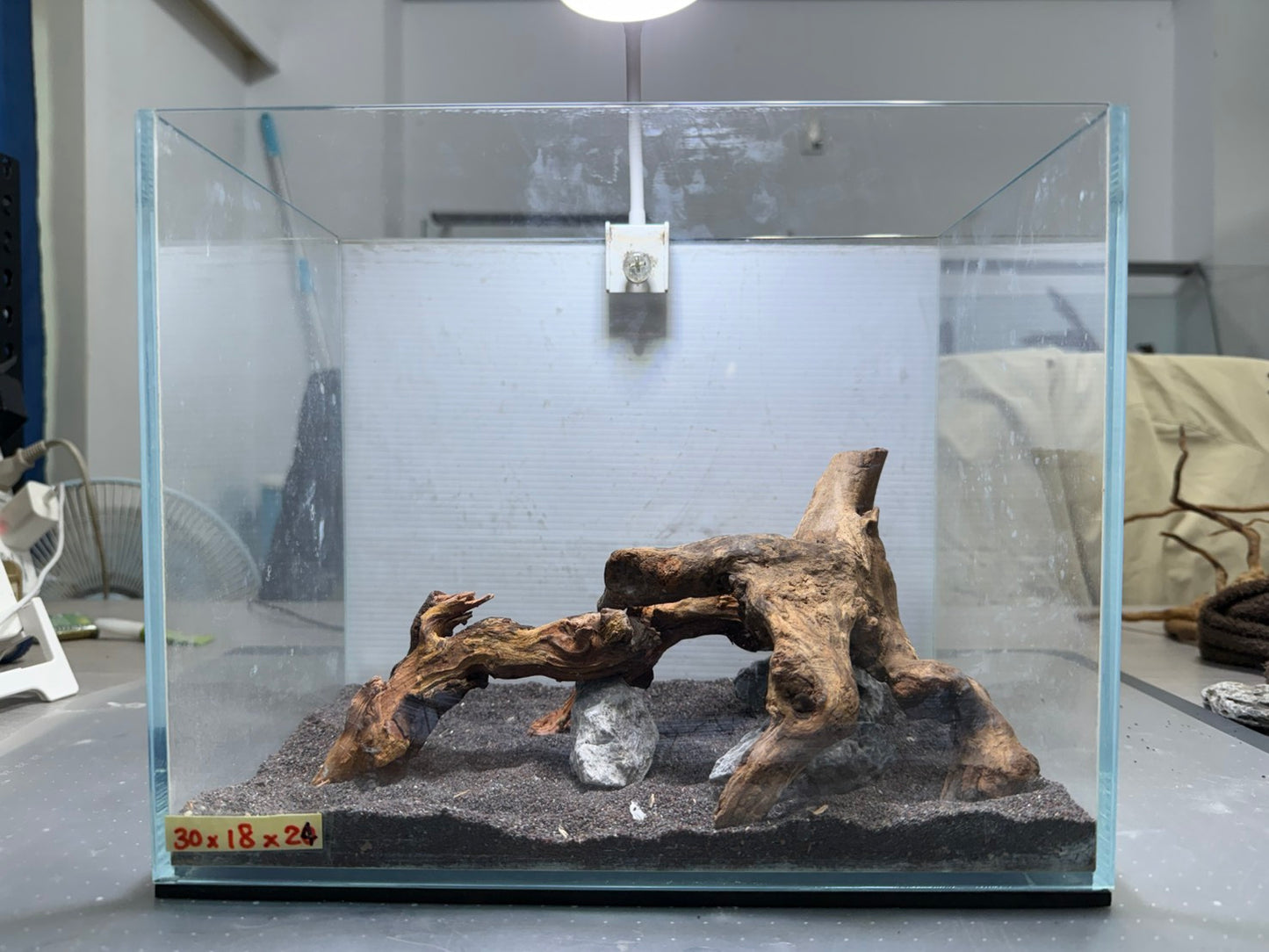 1尺標準缸(30*18*24) 沉木造景