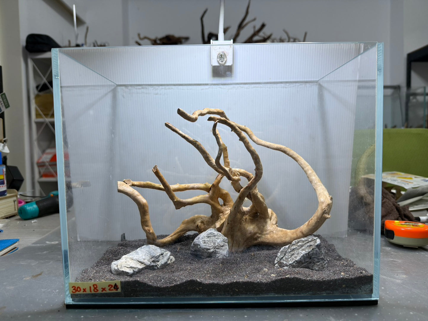 1尺標準缸(30*18*24) 沉木造景