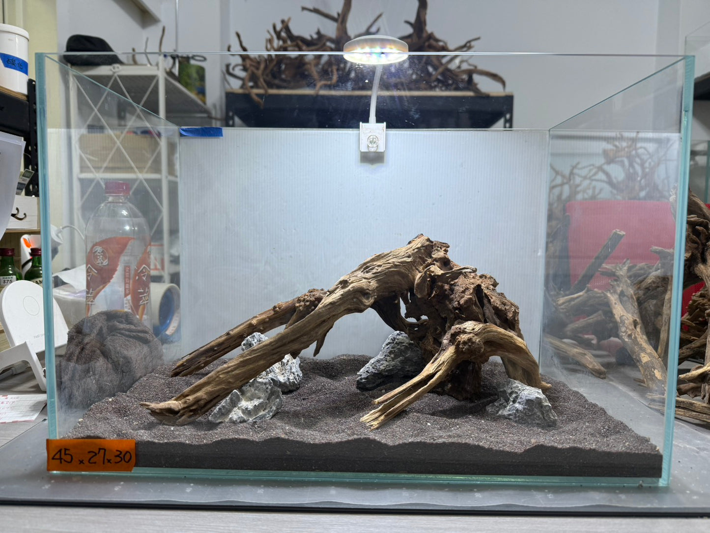 1.5尺標準缸(45*27*30) 沉木造景