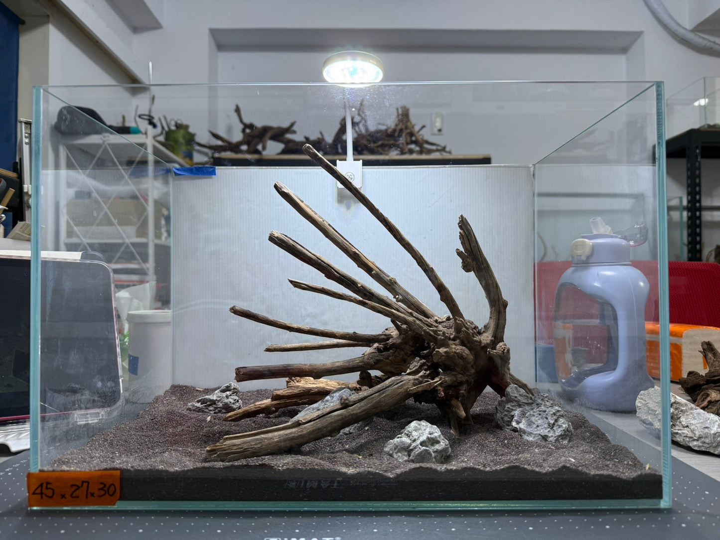 1.5尺標準缸(45*27*30) 沉木造景