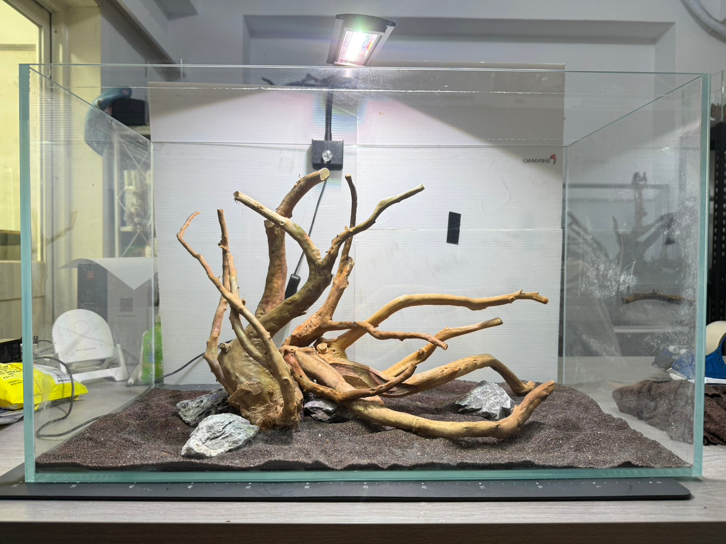 2尺標準缸(60*30*36) 沉木造景