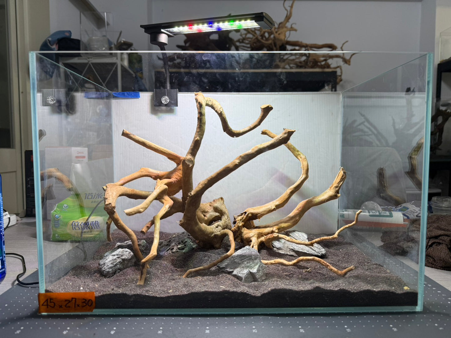 1.5尺標準缸(45*27*30) 沉木造景