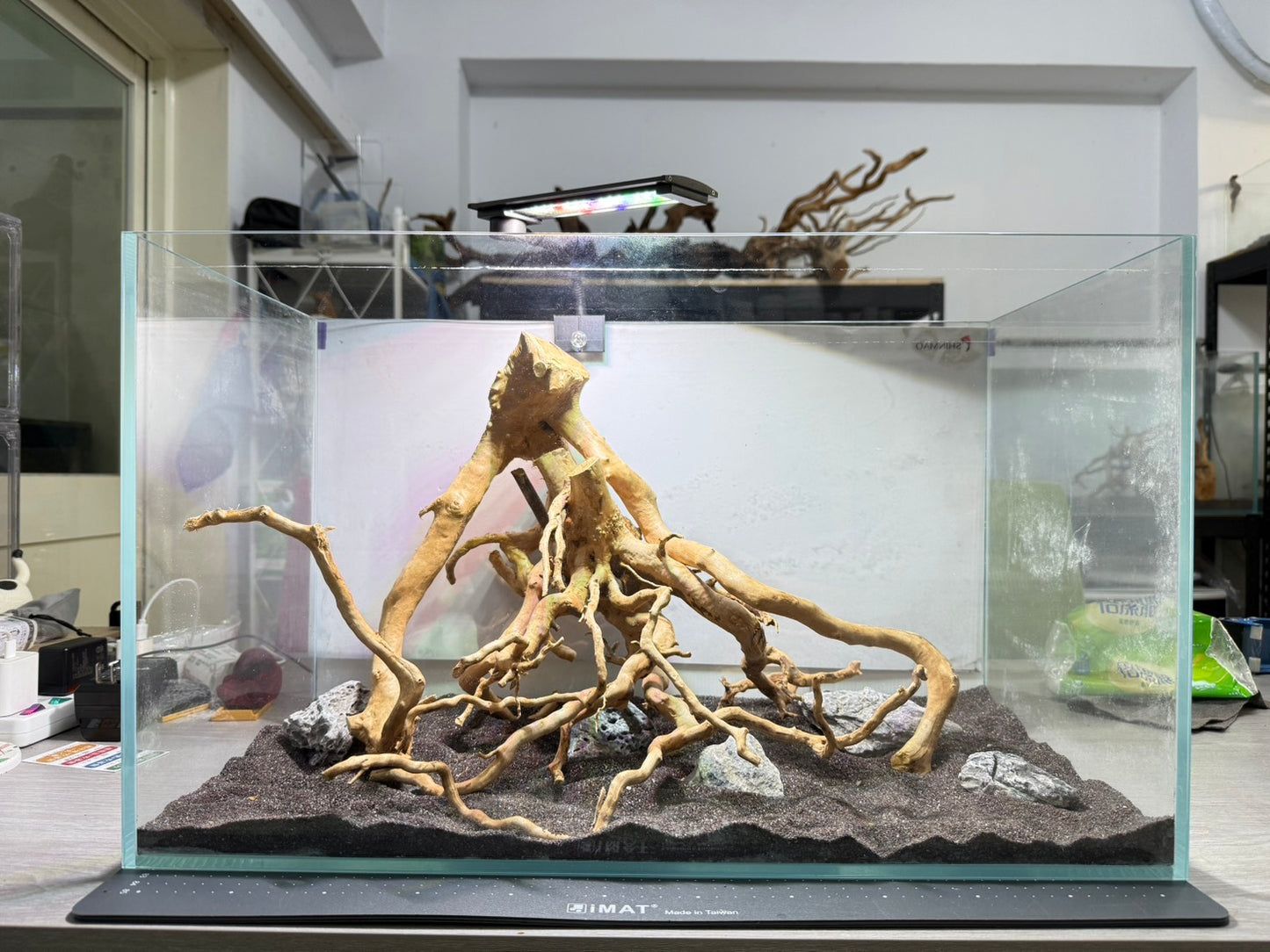 2尺標準缸(60*30*36) 沉木造景