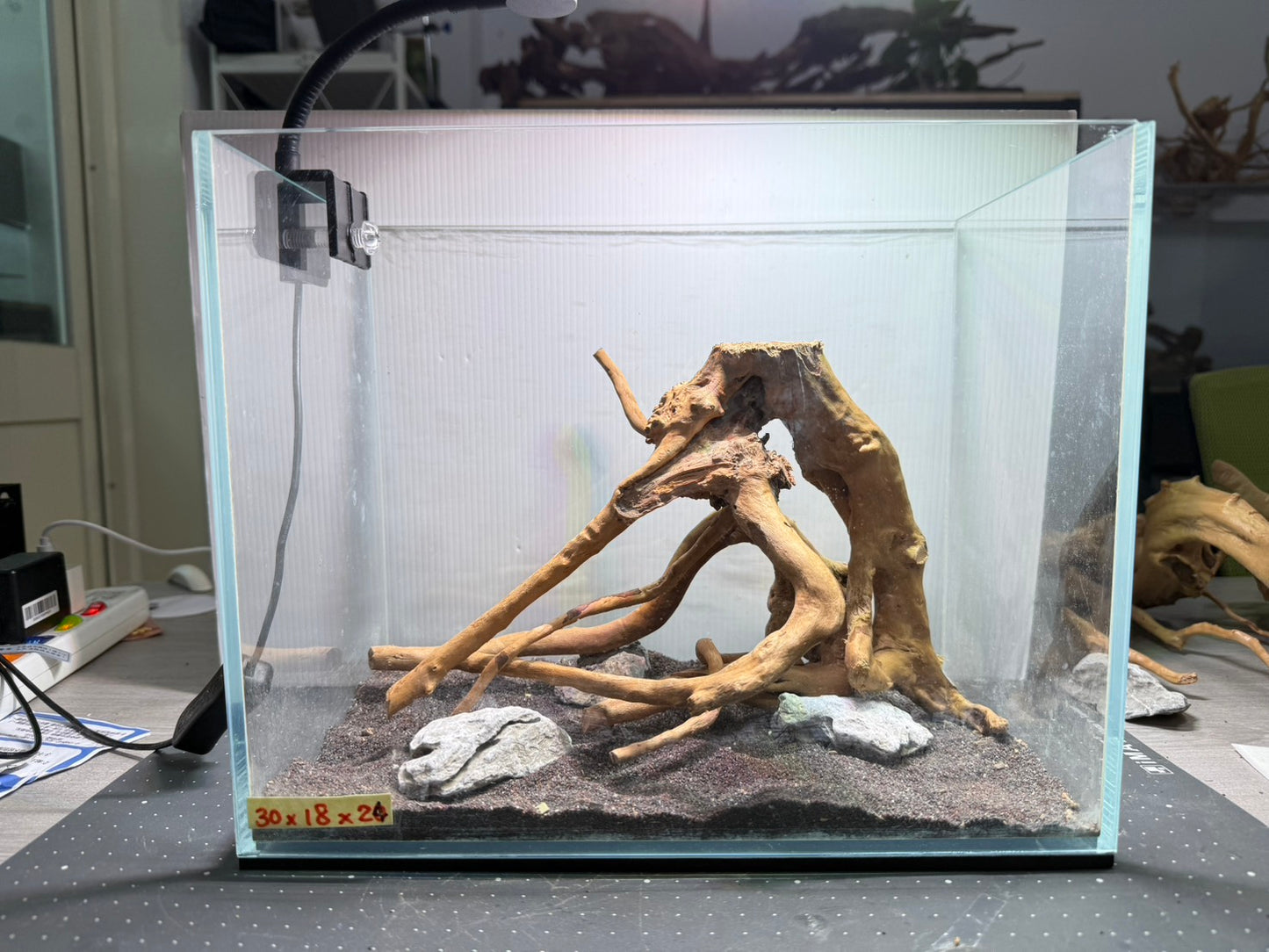 1尺標準缸(30*18*24) 沉木造景