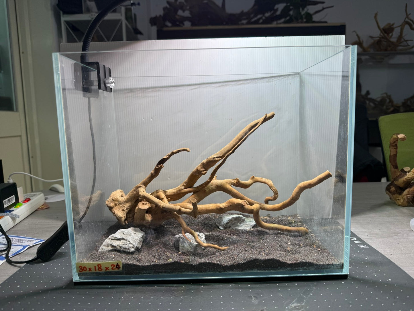 1尺標準缸(30*18*24) 沉木造景
